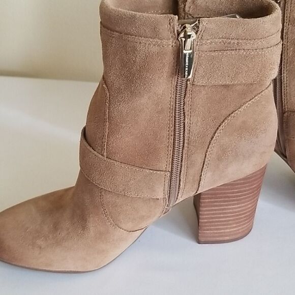 Vince Camuto Simlee Taupe Suede Bootie, NEW, SZ. 9 - Picture 3 of 9